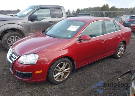 2006 Volkswagen Jetta 2.5 z USA, uszkodzony, nr VIN 3VWRF71K46M677733